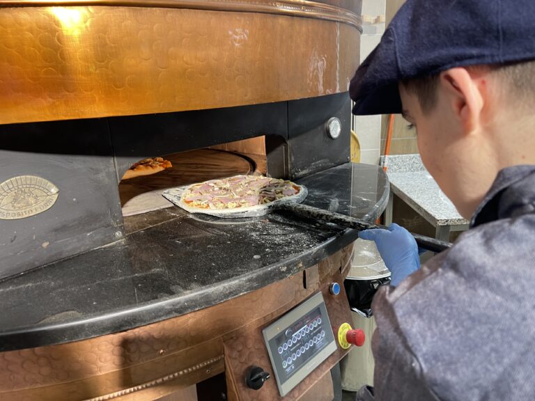 Découvrez le Four à Pizza Électrique ELECTRO GIO 100 – Une Alliance Parfaite entre Performance et Design