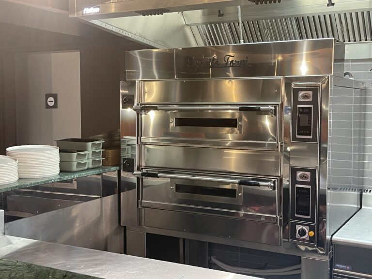 Four à pizza professionnel Superior avec chambres de cuissons multiples