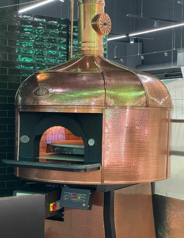 Four à pizza professionnel gaz : E.Leclerc Lumbres choisit le SAETTA Ø100 d’Esposito Forni